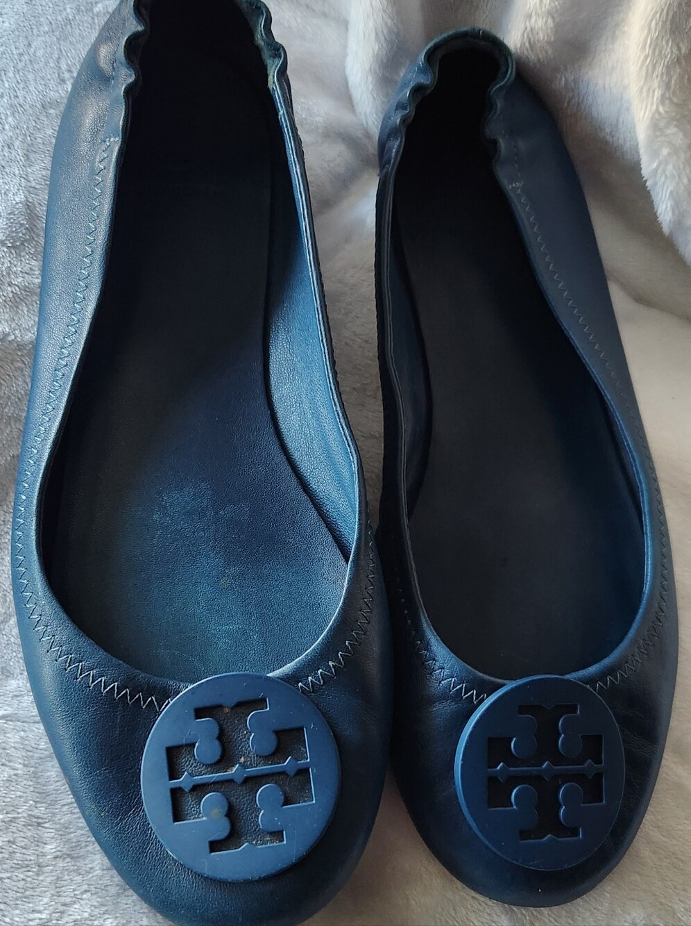 Tory Burch Navy Leather Logo Ballet Flats